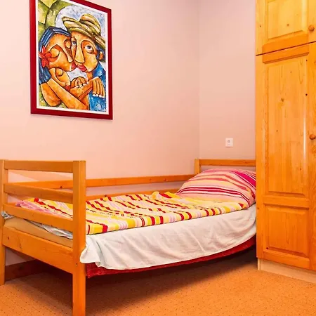 In 36528 Apartment